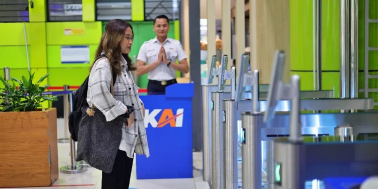 KAI Hadirkan Fasilitas Face Recognition Boarding Gate di 19 Stasiun