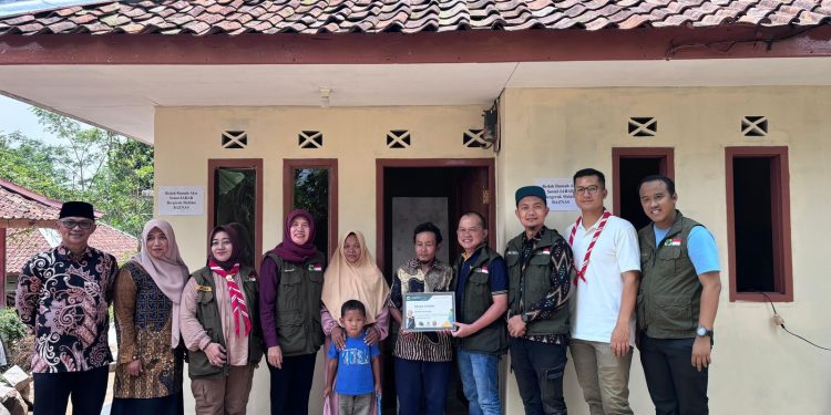 Baznas Provinsi Jawa Barat dan Jabar Bergerak Bersinergi untuk Renovasi Rumah Warga Prasejahtera di Purwakarta