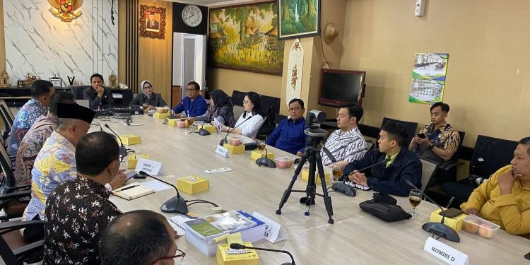 Komisi D Pimpin Pembahasan Relokasi SDN 026