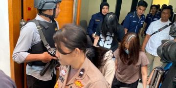 Mengejutkan! Polisi Gerebek Markas Judi Online di Bandung, 5 Orang Diamankan