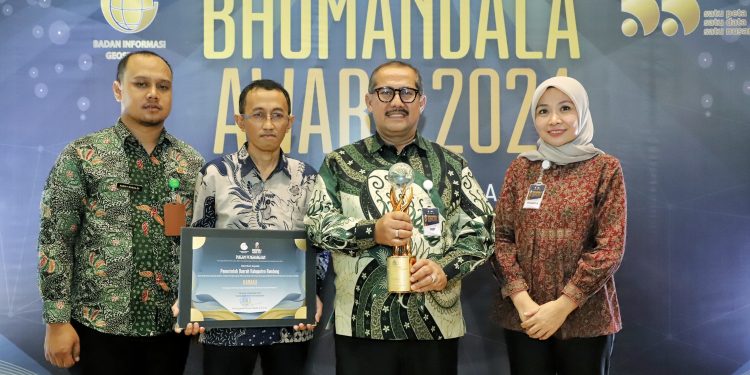 Pemkab Bandung Berhasil Raih Penghargaan Bhumandala Kanaka ‘Medali Emas’