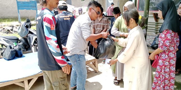 LSM Brigade Merah Putih Indonesia Salurkan Ratusan Paket Sembako