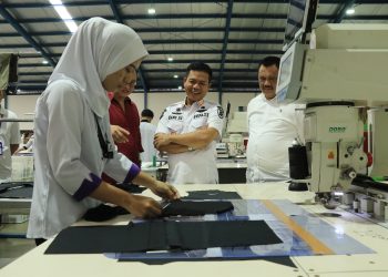 Realisasikan Program 50 Ribu Pekerja dan Wirausaha, Bupati Bandung Gelar Factory Tour