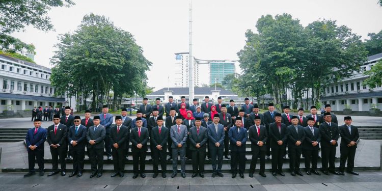 Jelang Akhir Jabatan, Pj. Wali Kota Bandung Ajak ASN Tingkatkan Pelayanan Publik