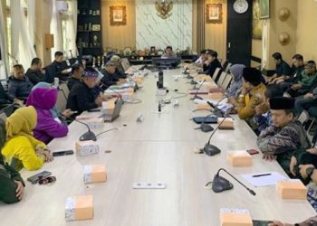 Komisi IV DPRD Kota Bandung Menerima Audiensi Forum Komunikasi Guru Kota Bandung