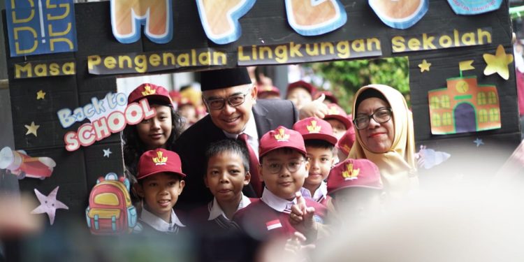 Pemkot Bandung akan Terapkan Aturan Baru Soal Masuk Sekolah