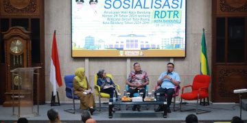 Pimpinan dan Anggota Komisi III DPRD Kota Bandung Sosialisasikan  Perwal RDTR 2024-2044