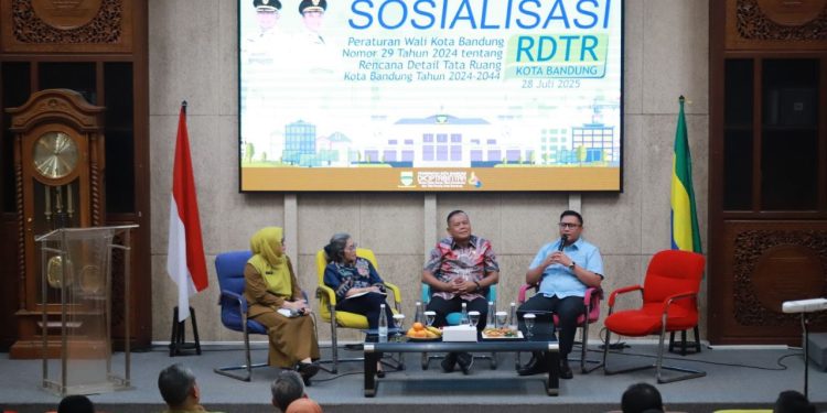 Pimpinan dan Anggota Komisi III DPRD Kota Bandung Sosialisasikan Perwal RDTR 2024-2044