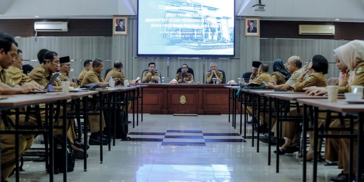 Sertijab Administrator dan Pengawas di Lingkungan Disdik Jabar, Kadisdik: Maksimalkan Peran Layani Masyarakat