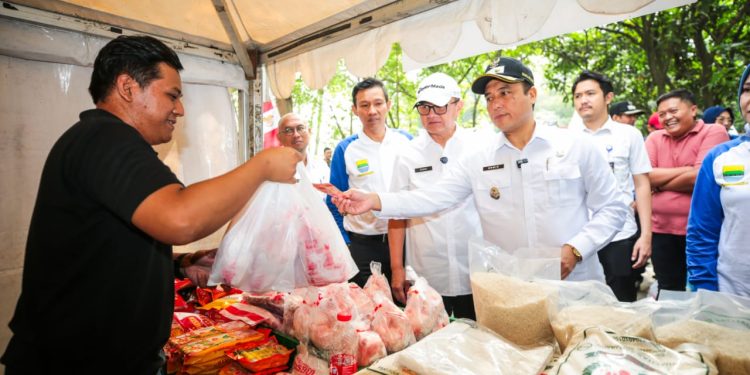Bazar Murah di Regol: Warga Dapat Harga Murah, UMKM Terbantu