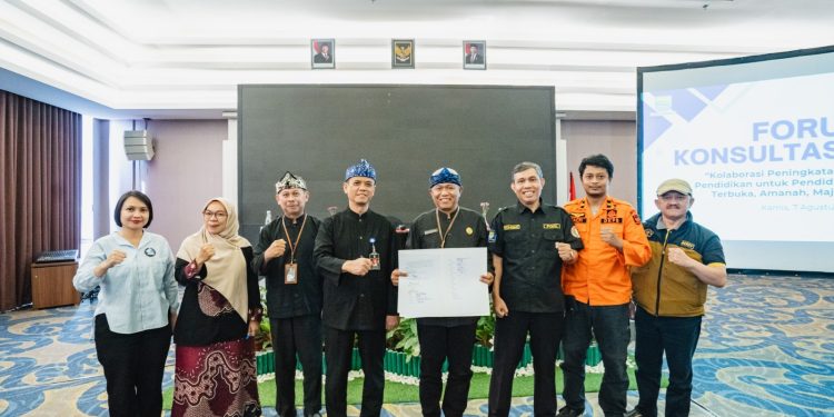 Disdik Kota Bandung Jaring Aspirasi untuk Kebijakan Pendidikan Tahun 2026 melalui Forum Konsultasi Publik