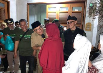 Pemerintah Kota Bandung dan DPRD Laksanakan Monitoring di Sejumlah RW, Distribusikan Sembako bagi Masyarakat Kurang Mampu