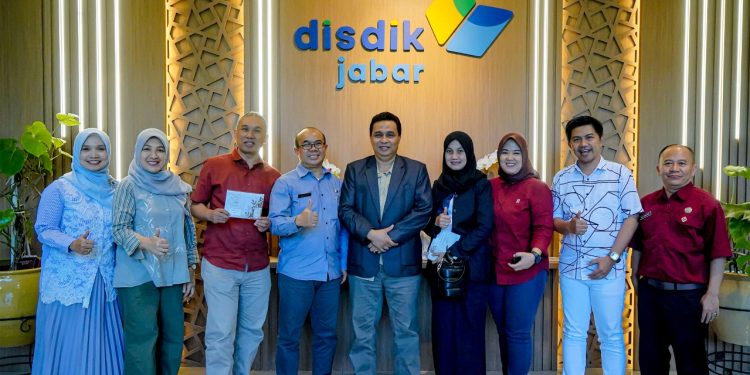 Sertijab Administrator dan Pengawas di Lingkup Disdik Jabar, Siap Jalankan Amanah