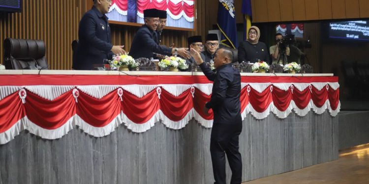 Berikut Pandangan Umum Fraksi PDI Perjuangan Bagi 4 Raperda Usulan Pemerintah Kota Bandung