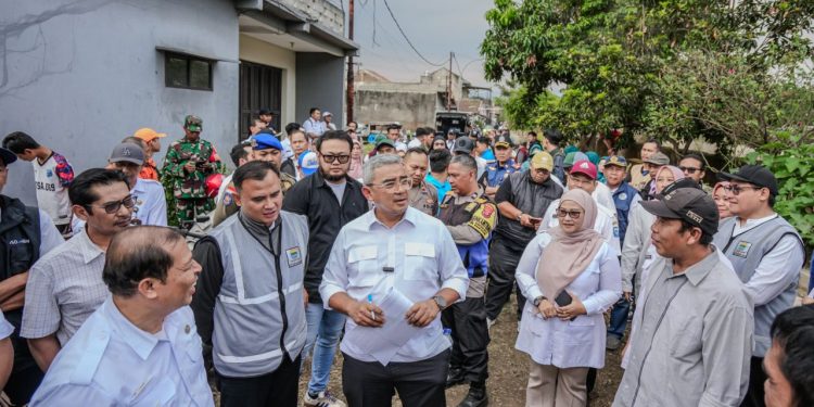 DPRD Kota Bandung Minta Pemerintah Kota Perbaiki Infrakstruktur Jalan Inspeksi Kali Cidurian