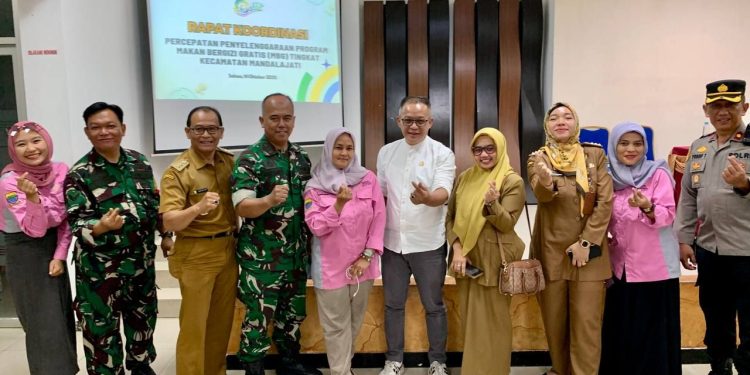 DPRD Kota Bandung bersama Forkopimcam Mandalajati membahas percepatan Program Makan Bergizi Gratis untuk masyarakat.