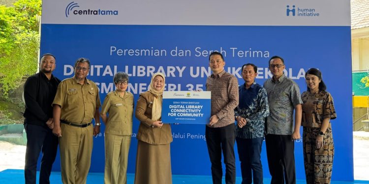 Pemkot Bandung dan Centratama Group Hadirkan Perpustakaan Digital di SMPN 35