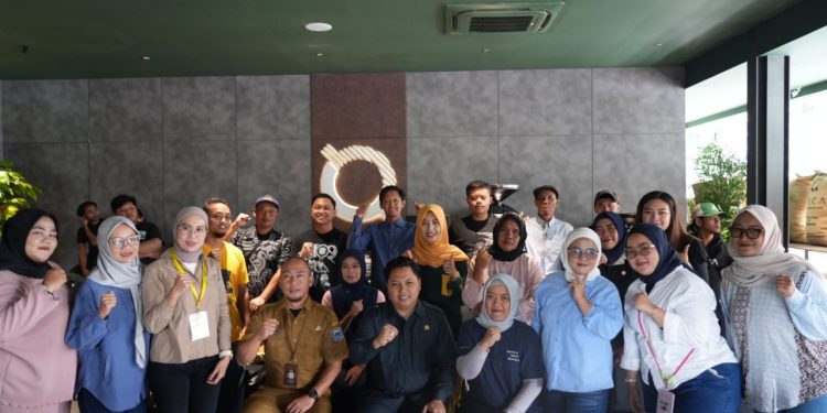 Radea Respati: Dari Secangkir Kopi Bisa Tumbuh Kemandirian Ekonomi Warga