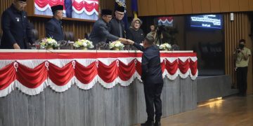 Rapat Paripurna Umumkan Perubahan Alat Kelengkapan Dewan di Fraksi PDI Perjuangan dan Fraksi PKS