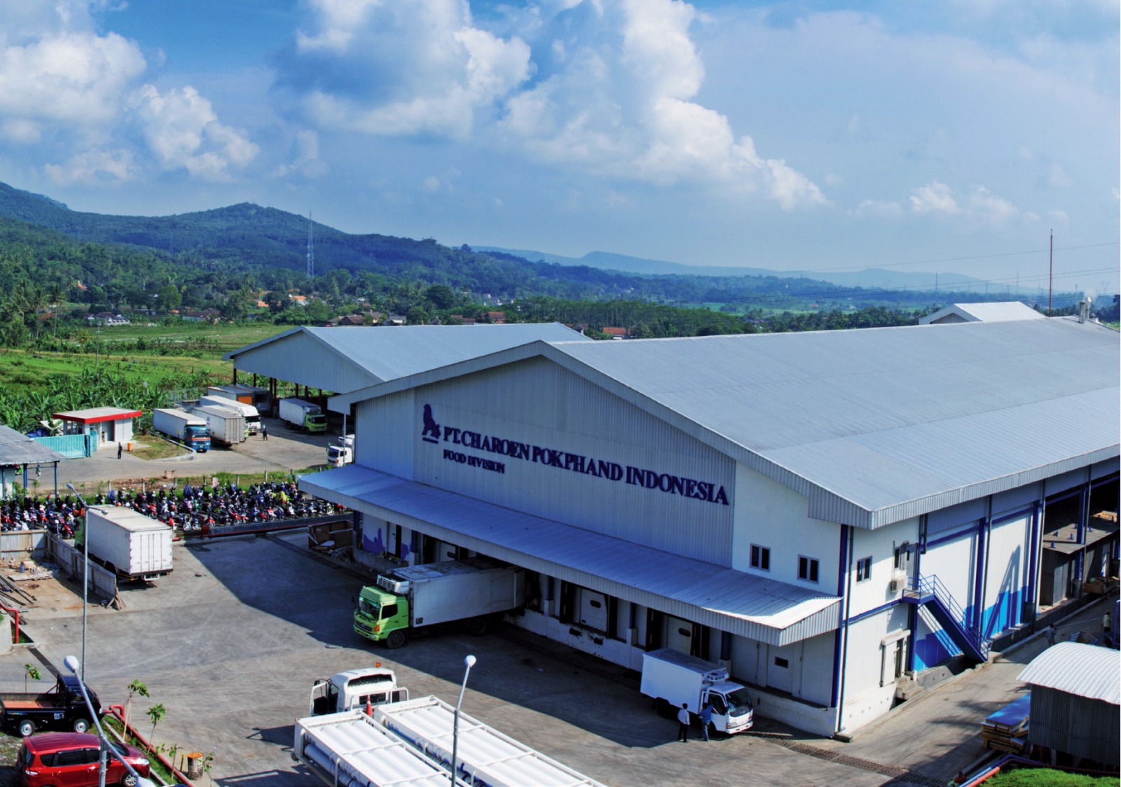 Proses dekontaminasi di pabrik pengolahan ayam PT Charoen Pokphand Indonesia Tbk (CPI) di Cikande untuk memastikan produk aman dari radioaktif Cs-137