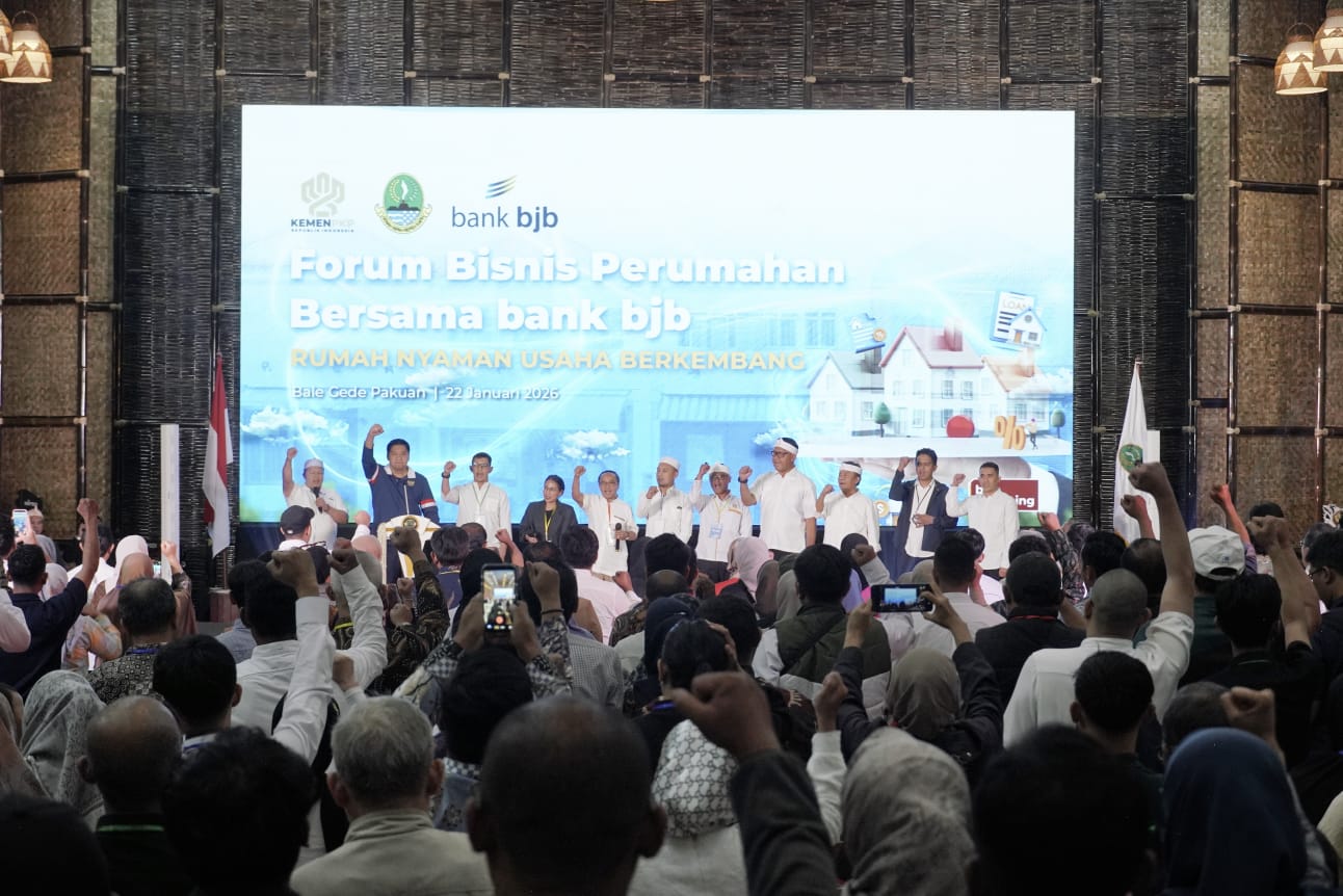 Forum Bisnis Perumahan bank bjb “Rumah Nyaman Usaha Berkembang” memperkuat akses pembiayaan perumahan dan UMKM di Jawa Barat melalui KPP, Tapera, dan sinergi lintas sektor.