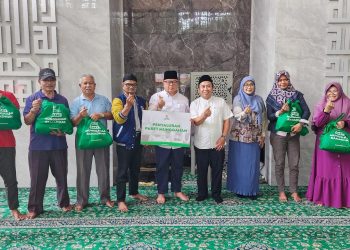 Sambut Ramadan, BAZNAS Jawa Barat Beri Paket Munggahan untuk Marbot dan Dhuafa