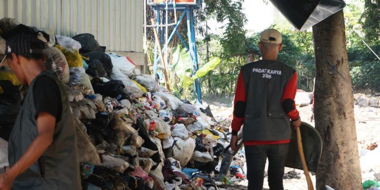 Tak Sekadar Upah, Program Padat Karya Tumbuhkan Kepedulian Lingkungan