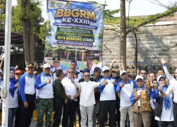 Asep Mulyadi Buka Gebyar BBGRM Astanaanyar, Tegaskan Gotong Royong Modal Pembangunan Bandung