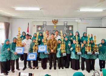 Edwin Senjaya Apresiasi Lomba Produk Unggulan UP2K PKK Kecamatan Regol Kota Bandung