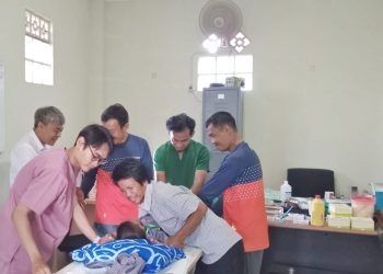 MT Daarul Ilmi dan Persis Bojongloa Kidul Gelar Khitanan Massal Gratis untuk 25 Anak
