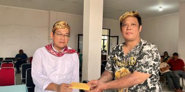 Baznas Jabar Salurkan Kadeudeuh Rp300 Juta untuk Korban Kebakaran SPBE Cimuning Bekasi